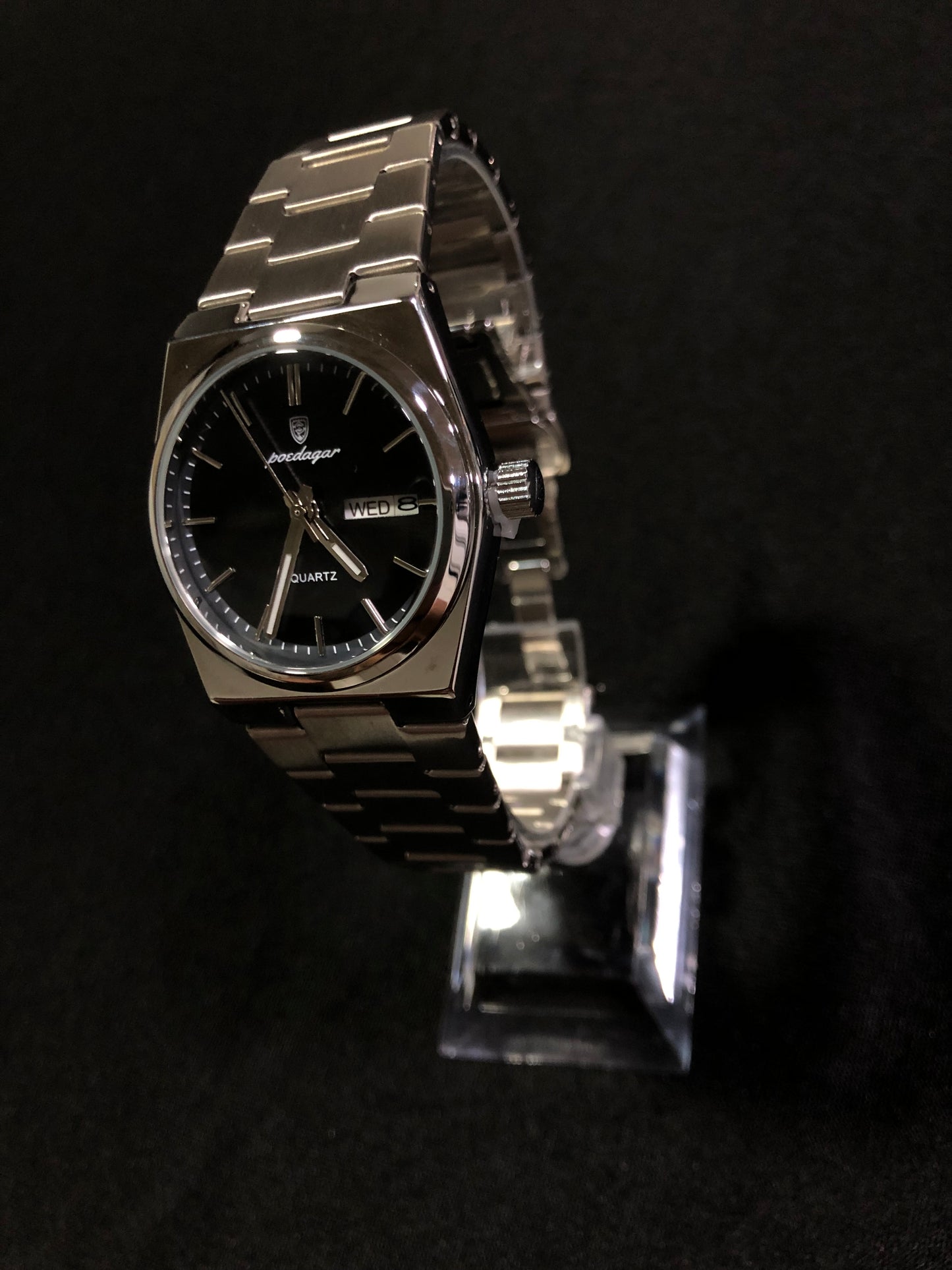 Reloj Poedagar Fondo negro