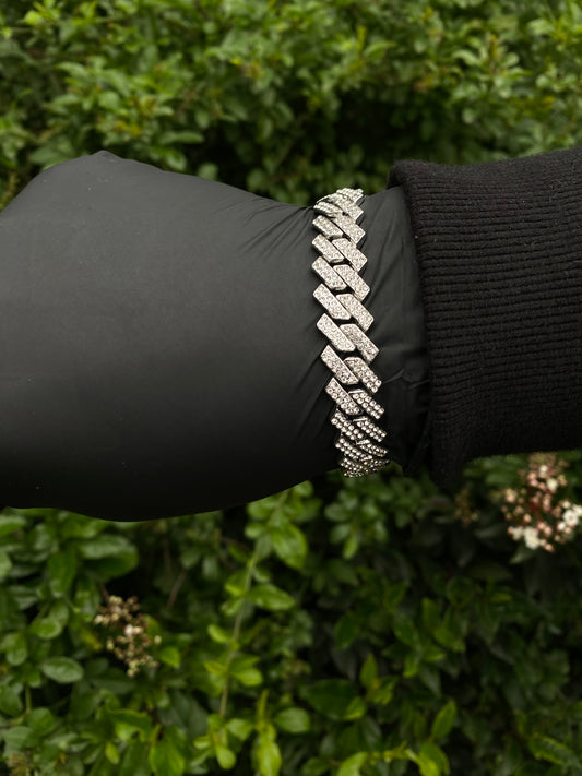 Pulsera plateada