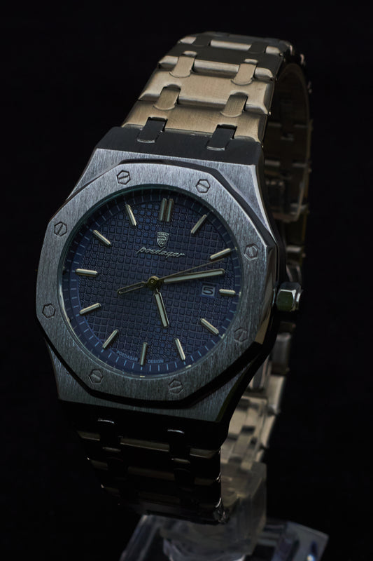 Reloj octagonal cara azul